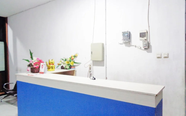 Oyo 2130 Magnolia Residence