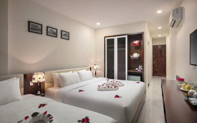 Dream Central Hotel