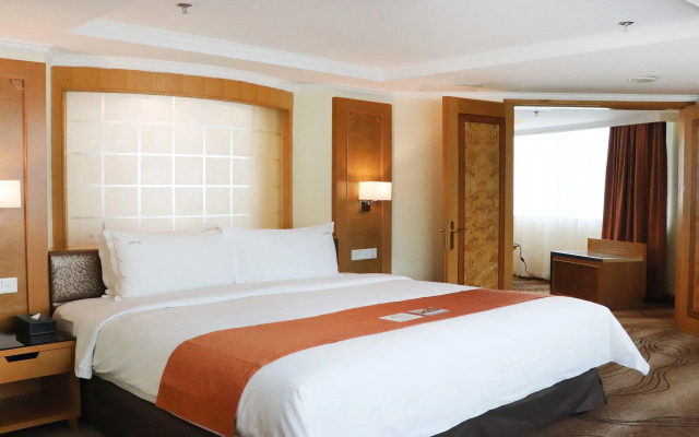 Holiday Inn Beijing Chang An West by IHG