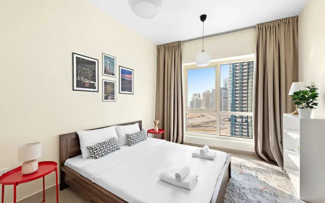Icon 1 - 1702 2BR in Dubai