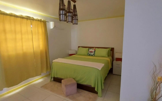 Villa Raven`s Paradise (Gris)