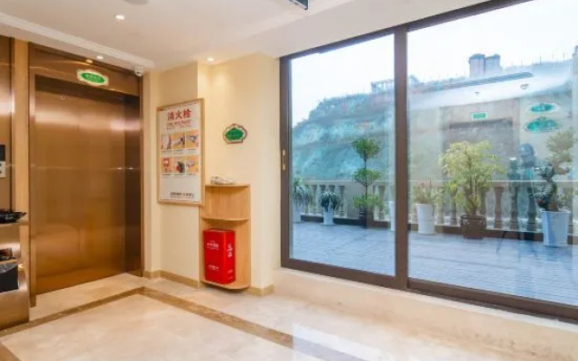 Vienna 3 Best Hotel(Guiyang Huaxi Univercity Castle Branch) — фото 2