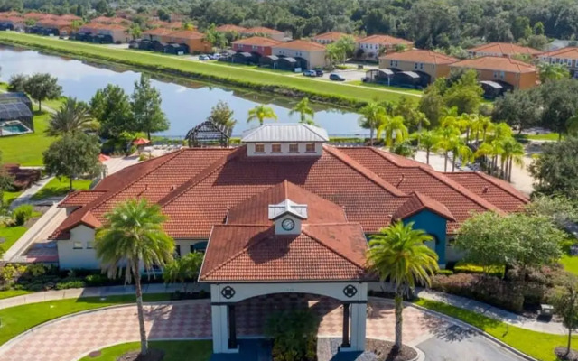 Remodeled Gem - Comfort and Location