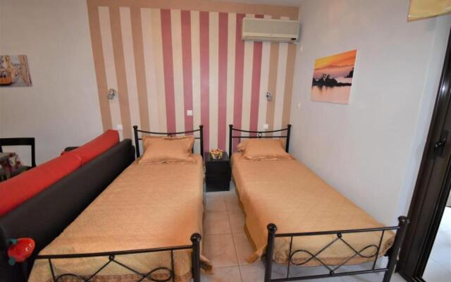Lovely Studio Apartment in Loutraki, Greece