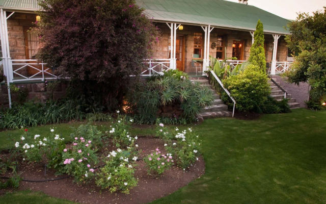 Shamrock Arms Guest Lodge