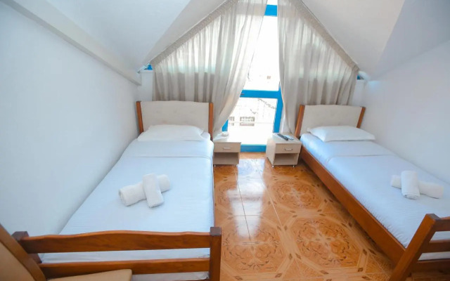 Hotel Ambasador