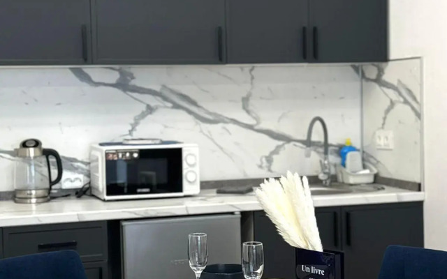 BestHome (BestHome) on Akademika Kolmogorova Street 26