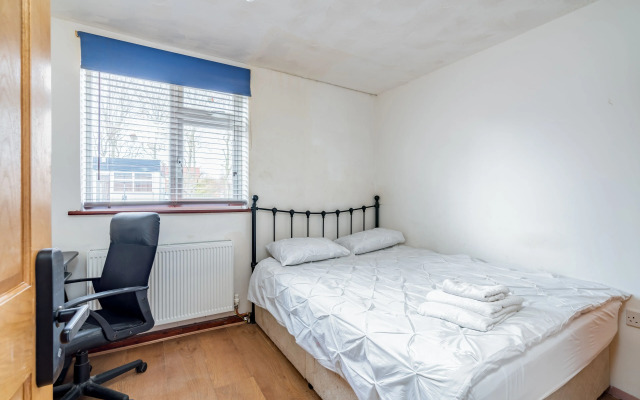 College Street Abode - Guest House