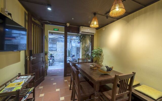 Harmony Homestay Vintage of Old Quarter