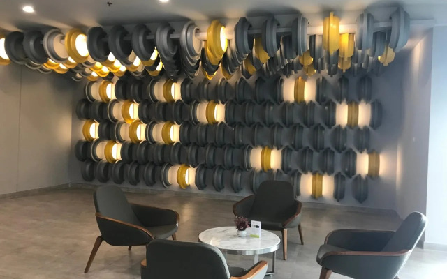 YELLO Hotel Paskal Bandung