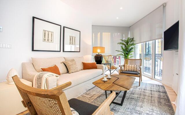 Magnificent 3BD apartment in Santa Cruz neighborhood. Aire II