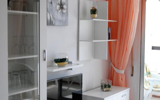 Corona 204 Apartments Casasol