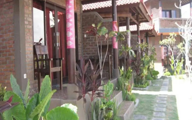 Gubug Balian Beach Bungalow – Outside – Lalanglinggah