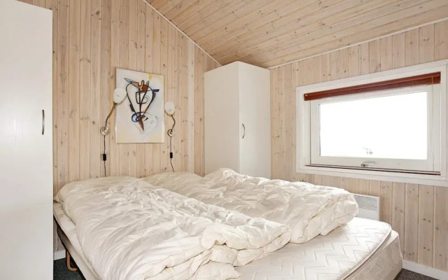 10 Person Holiday Home in Hadsund