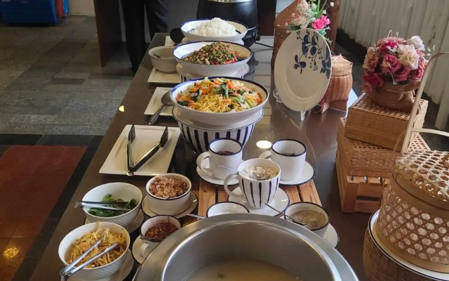 Regent Lodge Lampang
