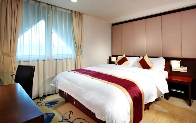 New World Hotel
