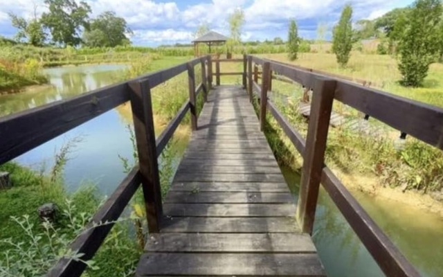 Inviting 1-bed Cabin in Newmarket