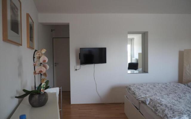 B8 - apartments, bed & breakfast