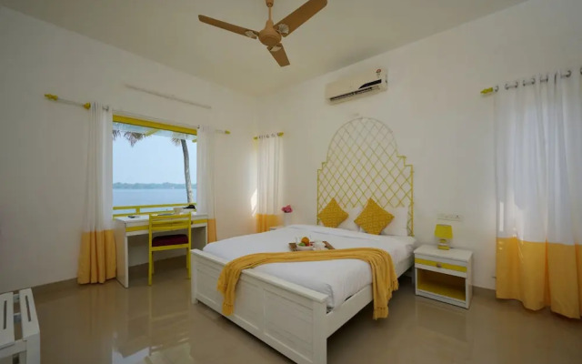 Seclude by the Lake Alleppey