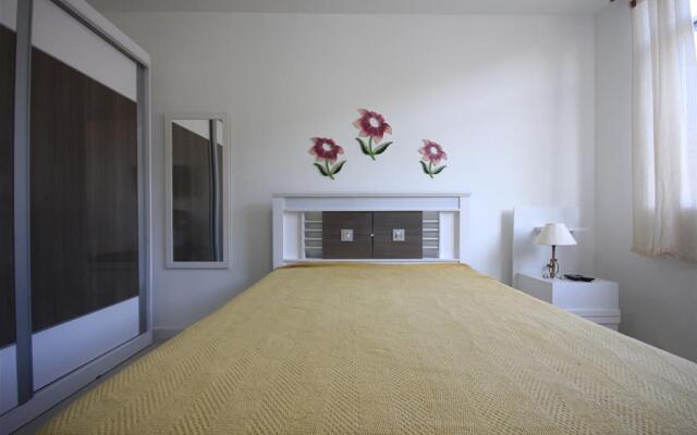 Romero 610 1 Br Apartment In City Center Ghs 38152
