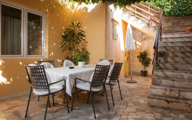 Apartment Sve - with parking : A2 Makarska, Riviera Makarska