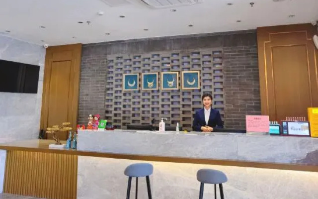 Luocheng Fengxucheng Hotel