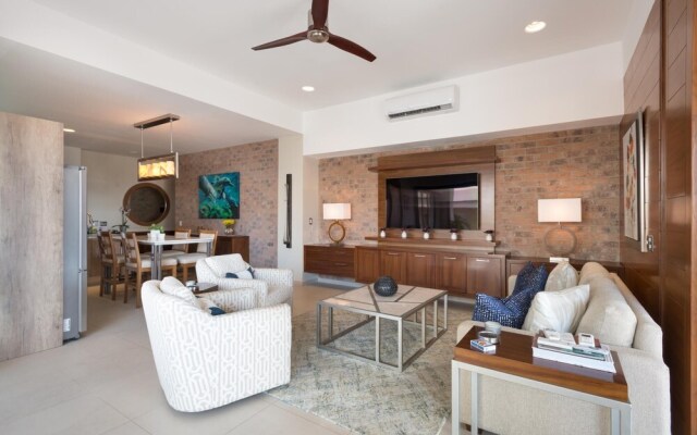 Loft 268-404 Ocean Views Spacious Balcony Rooftop Pool