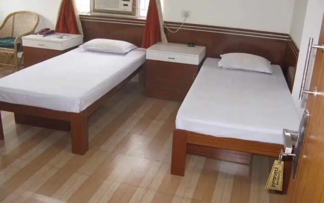 Rupkatha Guest House ,CL 60-Sector 2