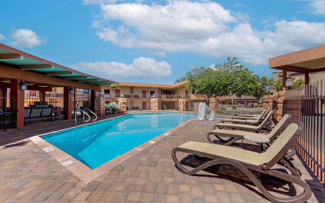 Best Western Red Hills