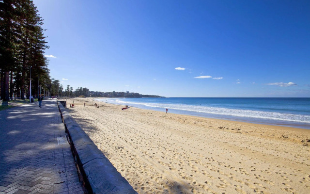 Manly Paradise Motel & Apartments