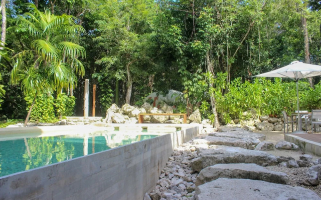 Amazing Family 2BR Ground Floor Condo with Terrace