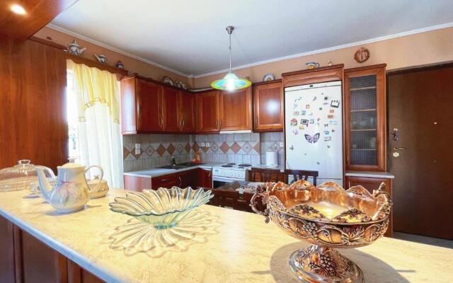 WSD Luxury Cozy 2BD Apt with study & City View Balcony