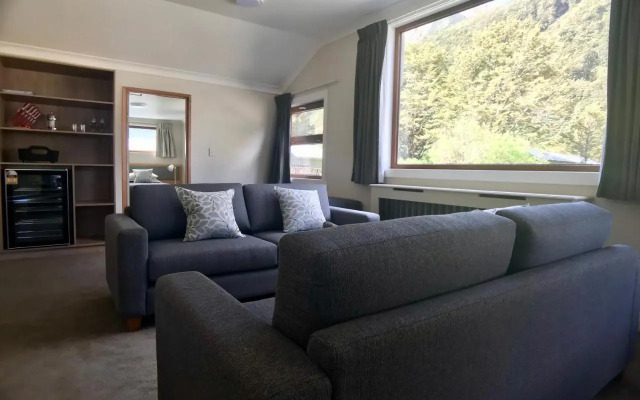 Arthurs Chalet