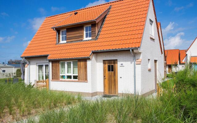 Villa, two bathrooms and a washing machine, 10km from Ostend