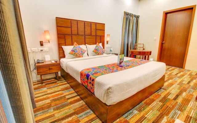 FabHotel Rithika Inn Luxe