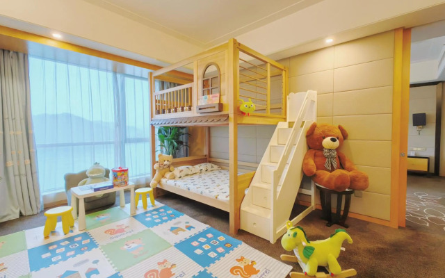 Crowne Plaza Yichang by IHG