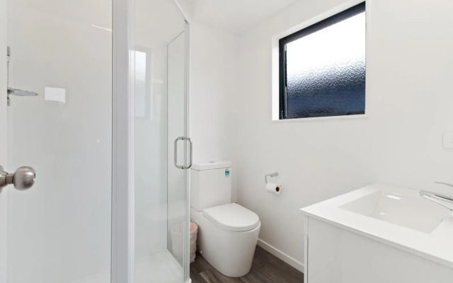 Sandy Shores - Waihi Beach Holiday Home