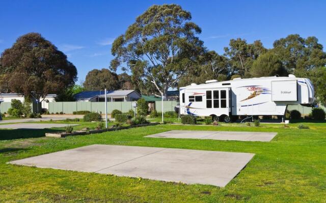 Sandhurst Motel