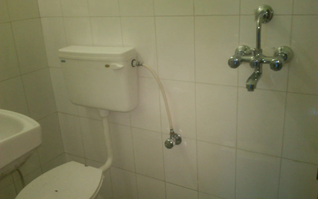 Raj Shanti Guest House Sarnath