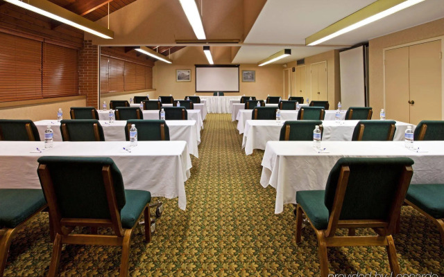 Quality Inn & Suites Altoona