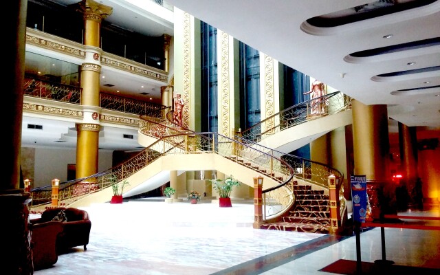 Pacific Palace Hotel