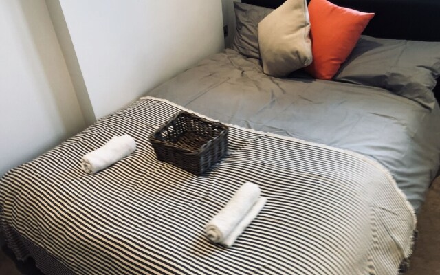 2bed 2bath apartment in kings cross