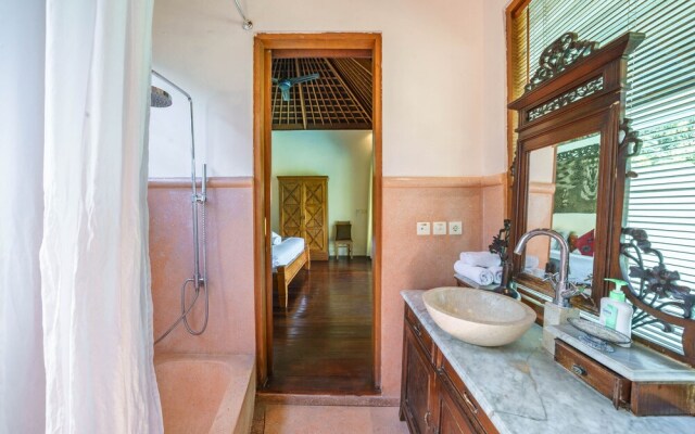 Villa Santhi