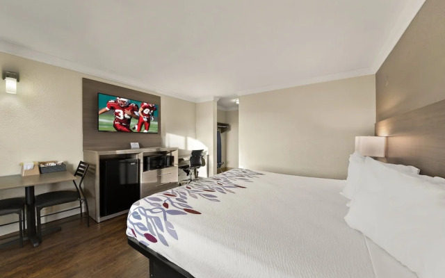 Red Roof Inn Los Angeles - Bellflower