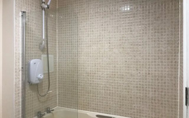McDonald Road Apartment