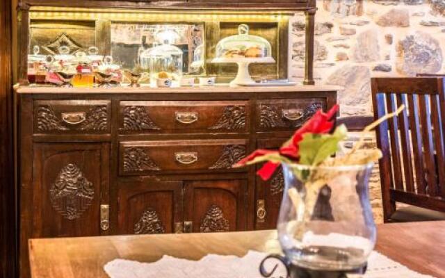 Iliopetra Suites