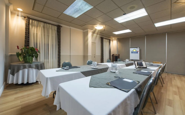 Days Inn - Berthierville
