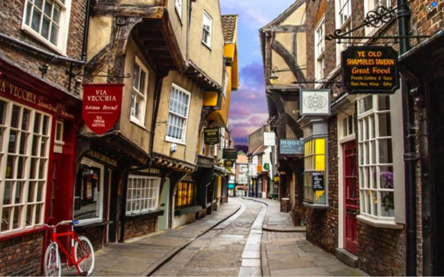 City Centre Skeldergate 2 Bed Apartment with Parking