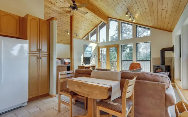 Mtn-view Deck: Cabin Getaway in Angel Fire