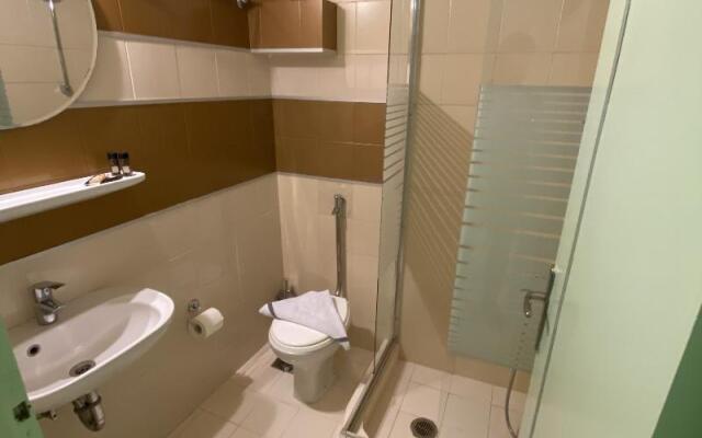Ruby Rooms Kifisia  Adults Only